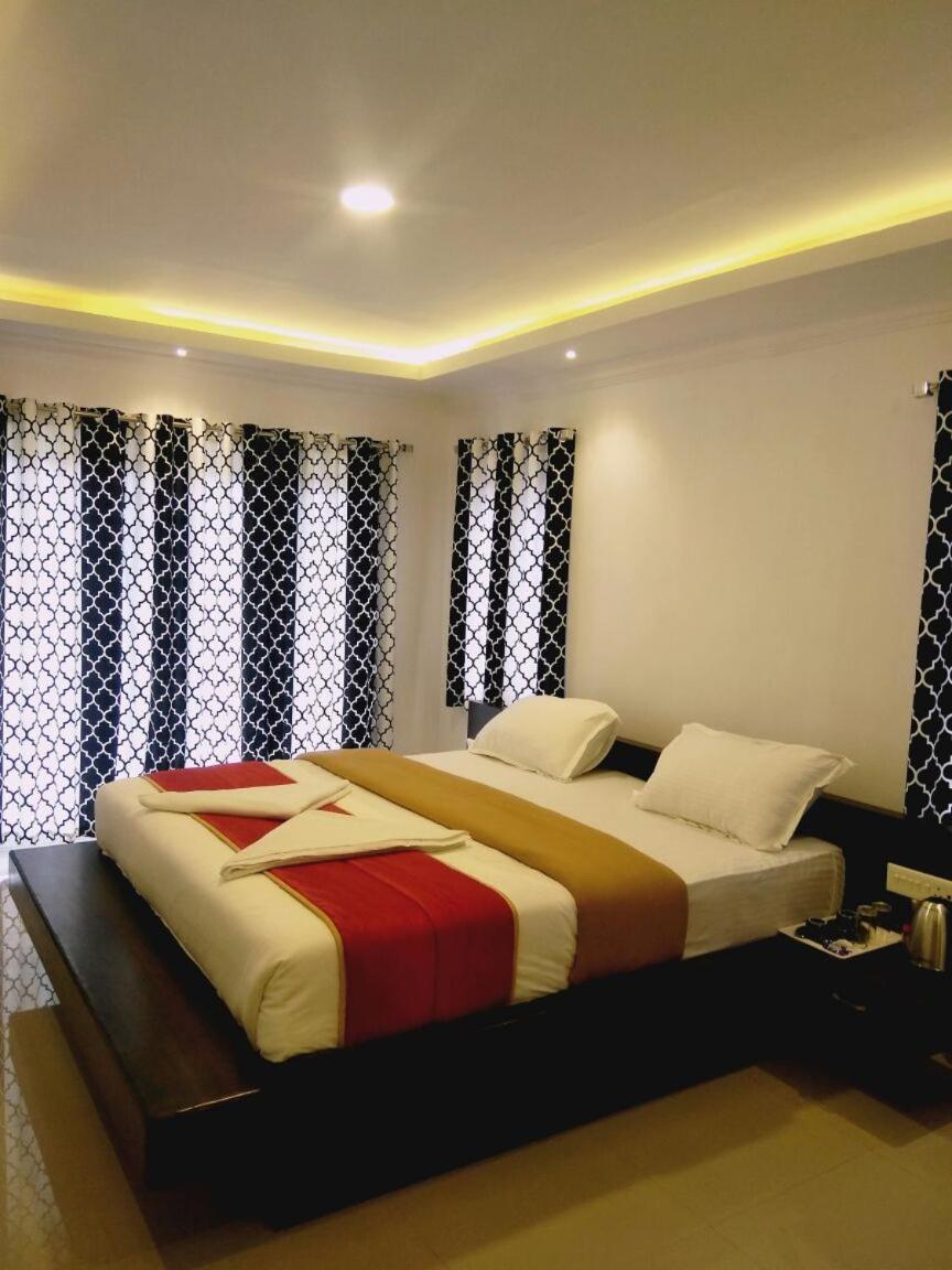 Runs Residency Hotel Ooty Exterior photo