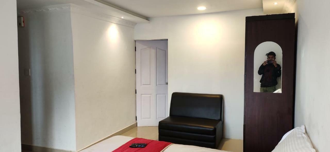 Runs Residency Hotel Ooty Exterior photo
